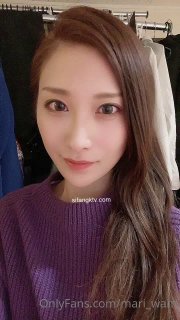 在ktv里面忍不住直接堵住门口开操了